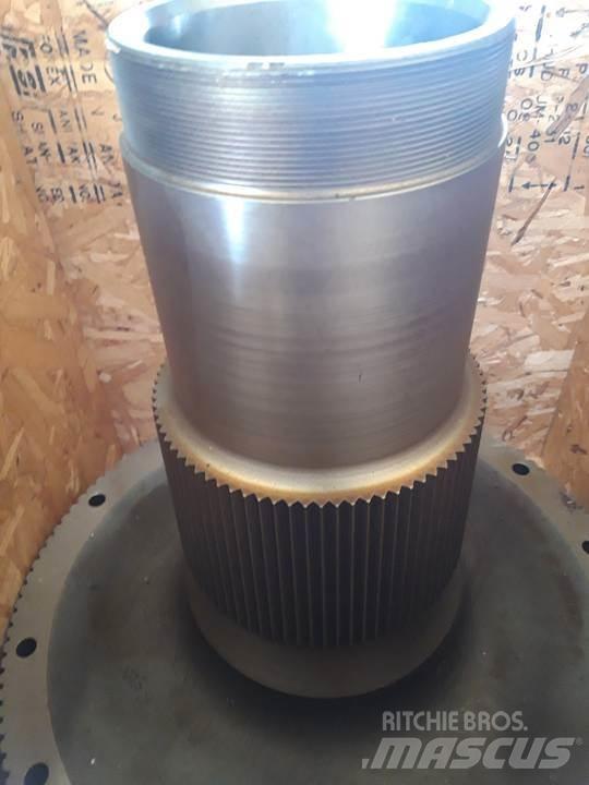 CAT D8H Gear