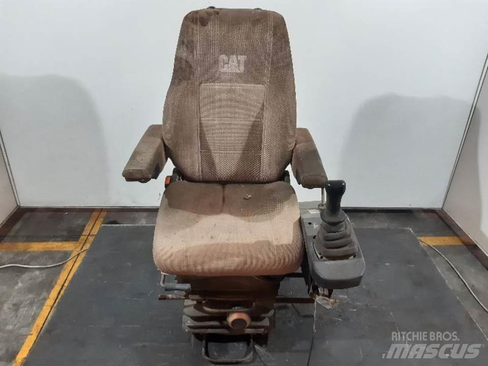 CAT M312 Kabiner og interiør