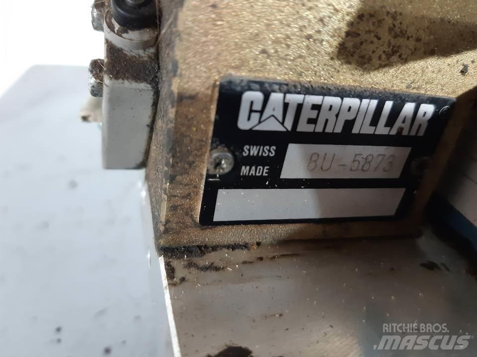 CAT M318 Kabiner og interiør