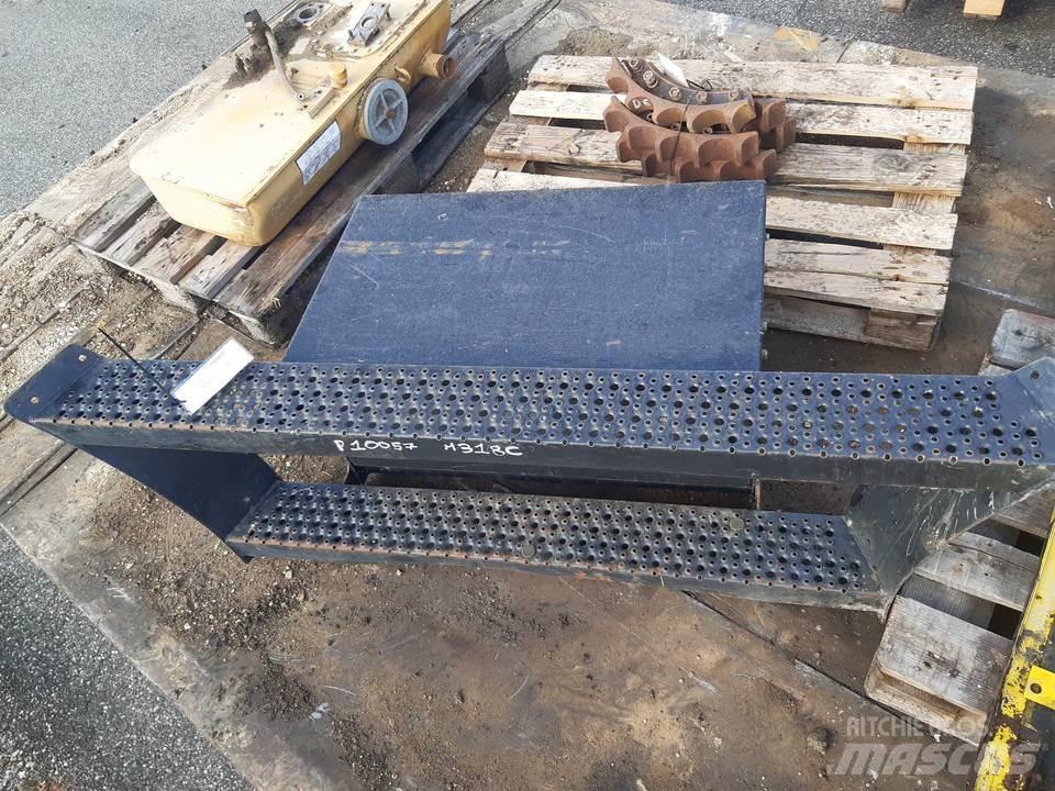 CAT M318C Kabiner og interiør