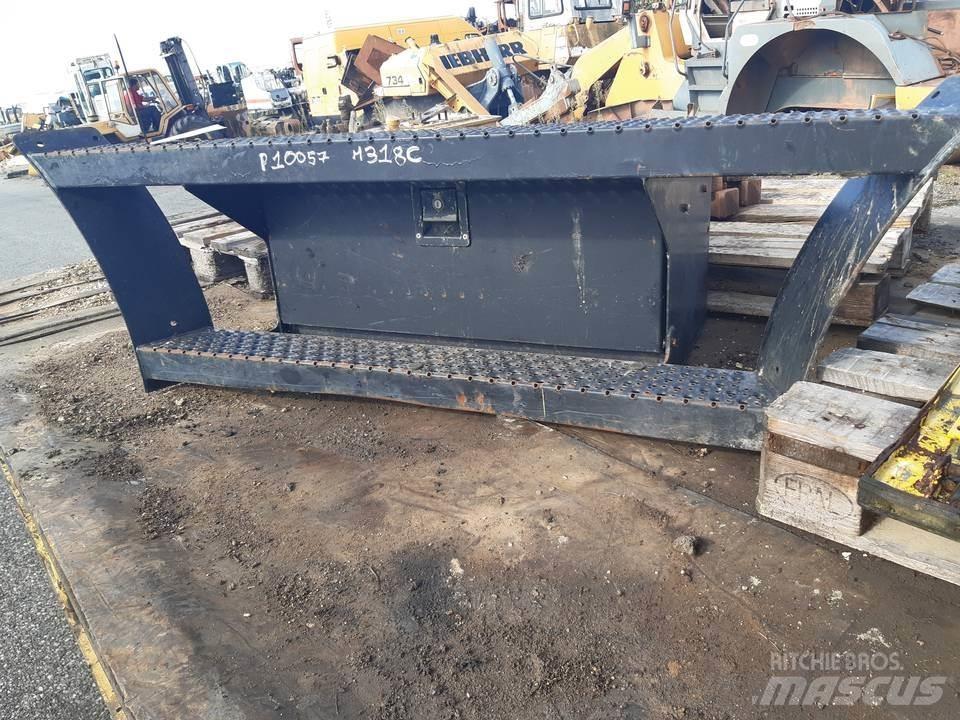 CAT M318C Kabiner og interiør