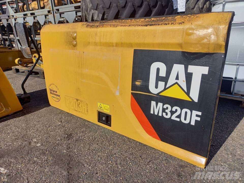 CAT M320F Kabiner og interiør