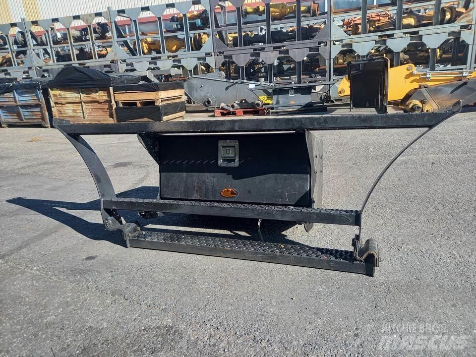 CAT M320F Kabiner og interiør