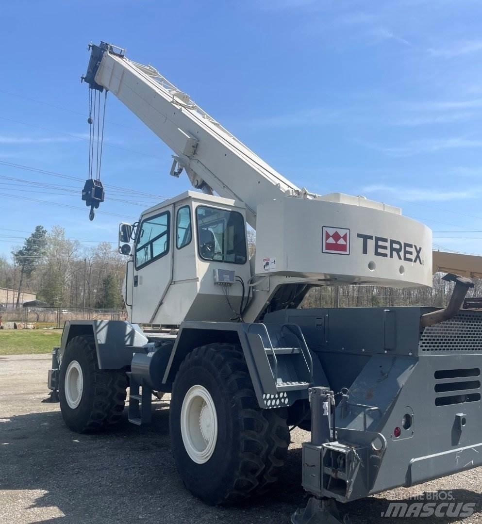 Terex RT 335 Kraner til hårdt terræn