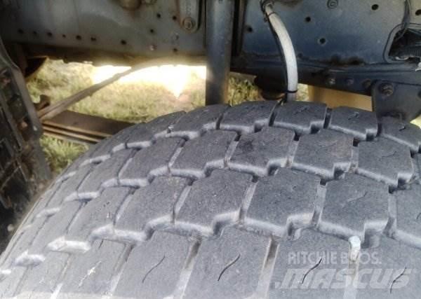 Iveco Trakker 410 Lastbiler med tip