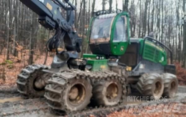 John Deere 1270 G 8W Fældebunkelæggere