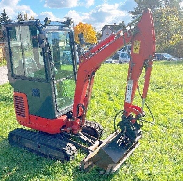 Komatsu PC 16 R-3HS Minigravemaskiner