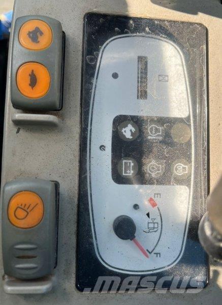 Komatsu PC 16 R-3HS Minigravemaskiner