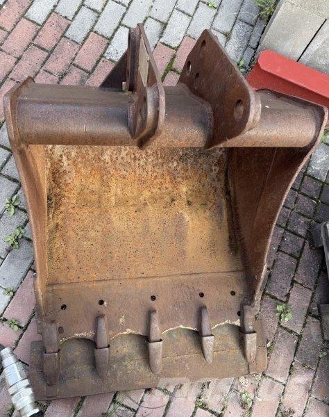 Komatsu WB 97 S2 Rendegravere