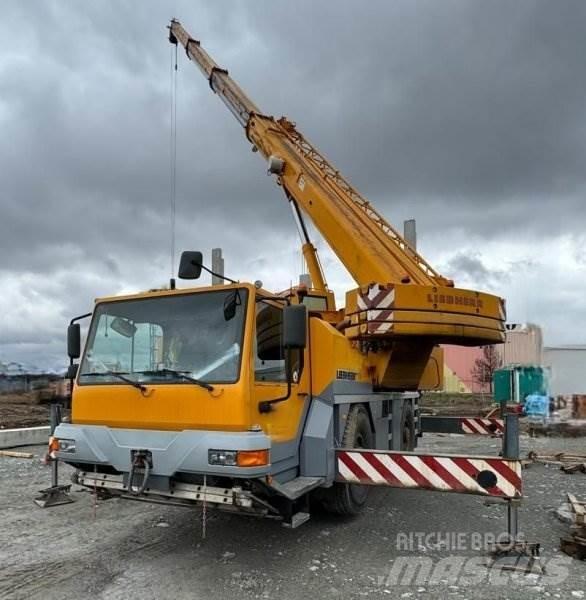 Liebherr LTM 1030 Lastbil med kran