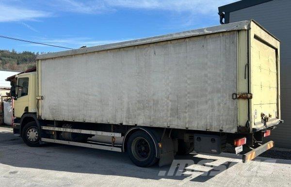 Scania P230 LB Lastbil med lad/Flatbed