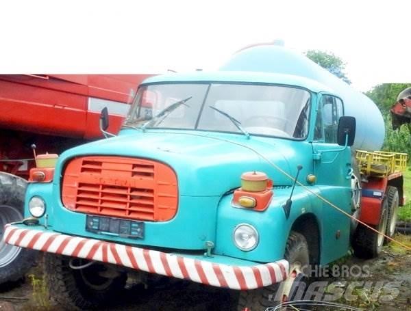 Tatra 148 CAS 10 Tankbiler