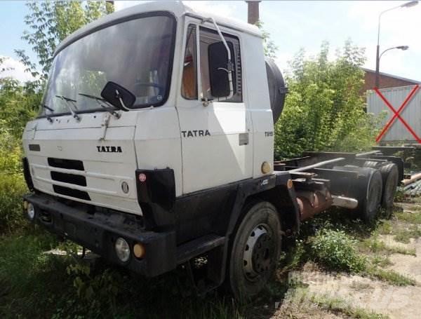 Tatra 815 Lastbil med lad/Flatbed