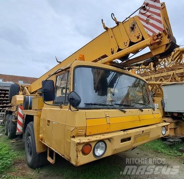 Tatra 815 +ČKD - AD 28 Lastbil med kran