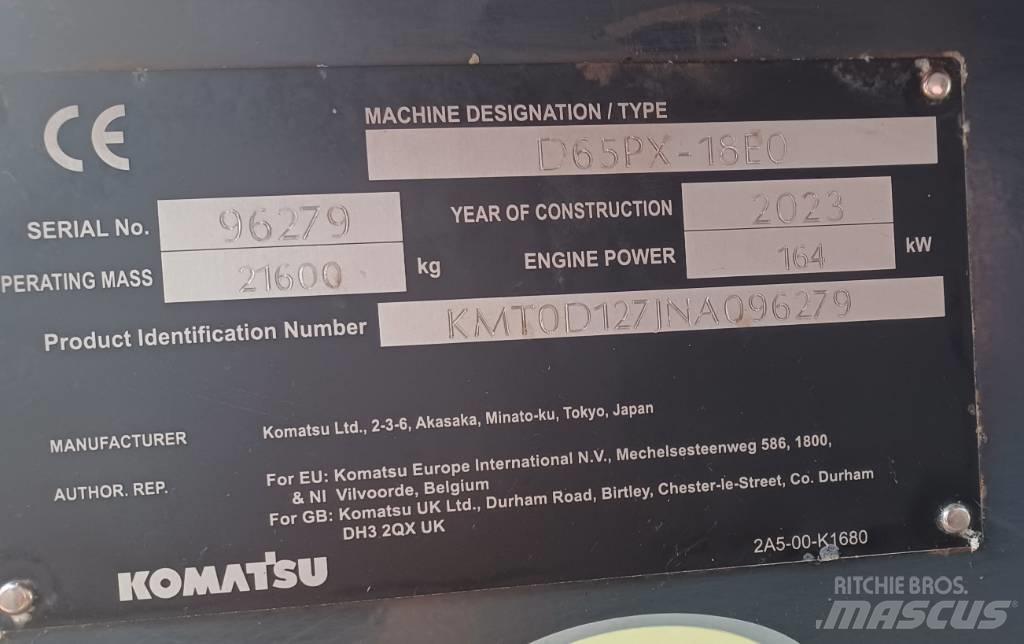 Komatsu D65PX-18 Bulldozer på larvebånd