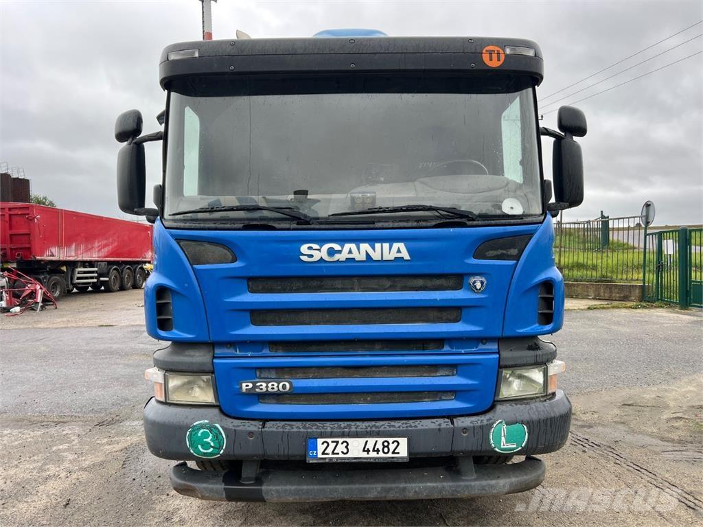 Scania P 380 8X4 Chassis