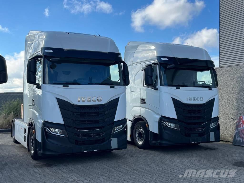Iveco S-Way AS 440 Trækkere