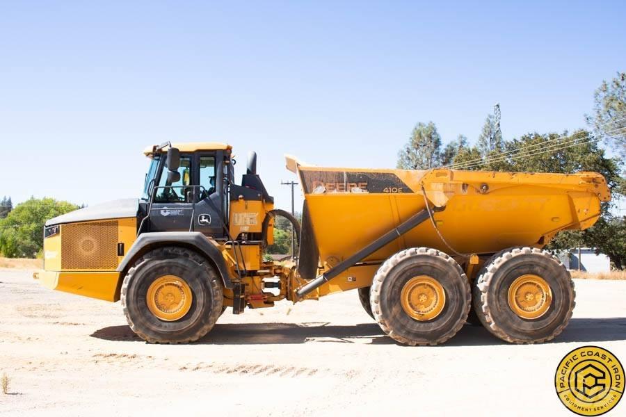 DEERE 410E Terrængående lastbiler