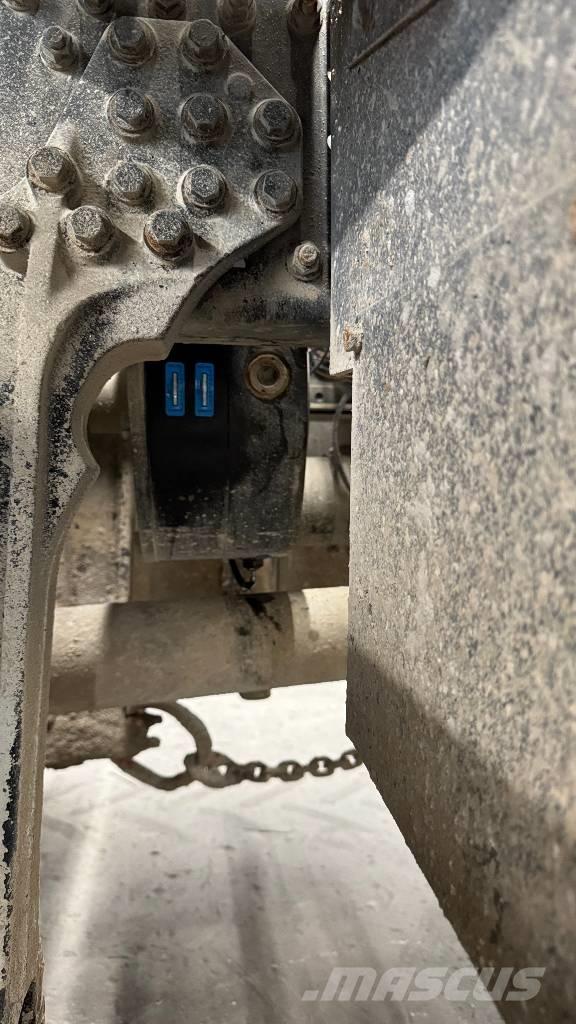 Prinoth Panther T14R Bælte-tipvogn