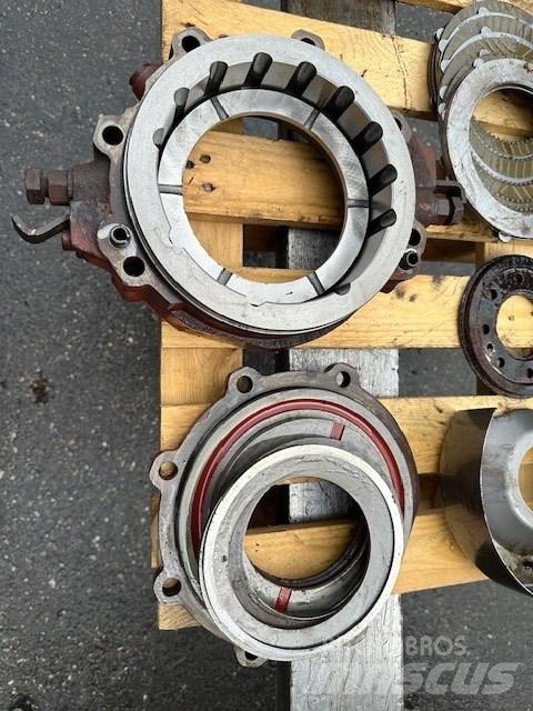 ZF 2AVG100 Gear