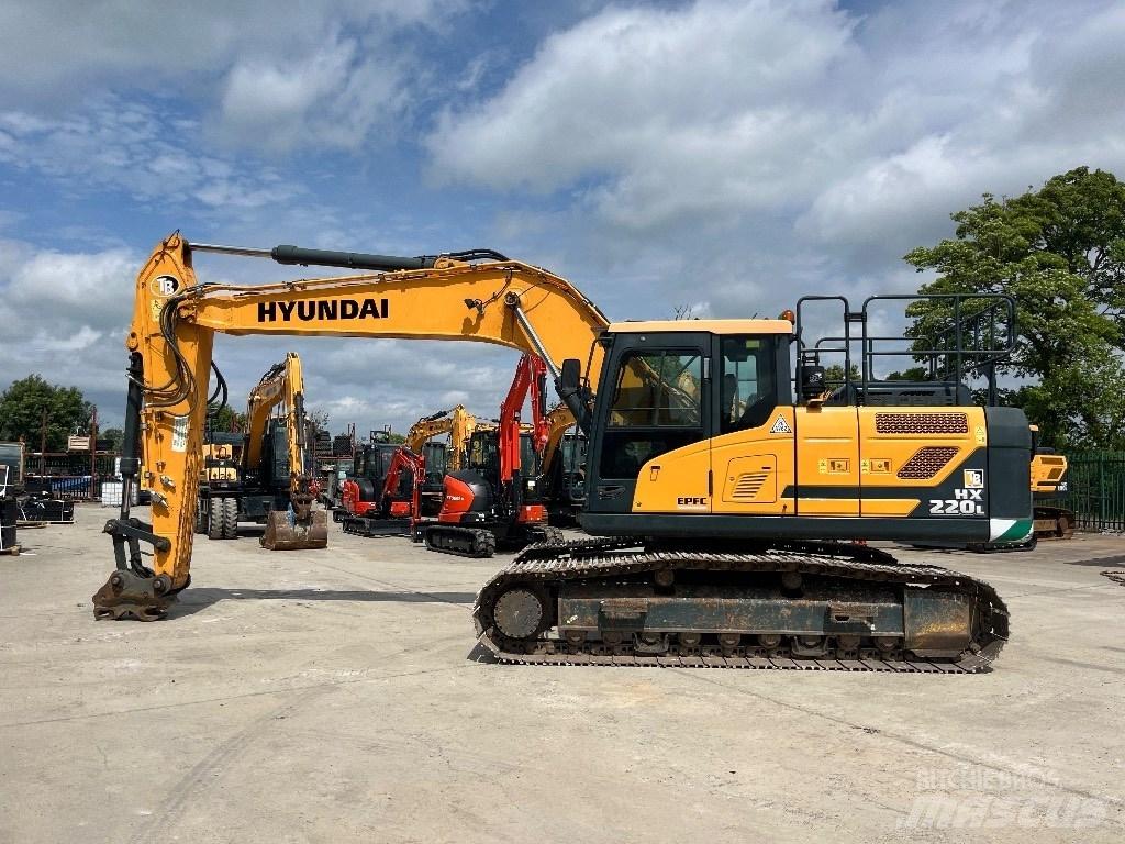Hyundai HX 220 L Gravemaskiner på larvebånd