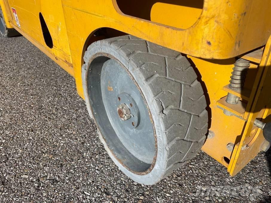 Haulotte Compact 12 Saxlifte