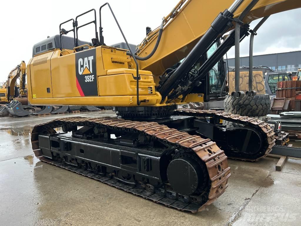 CAT 352 F Gravemaskiner på larvebånd