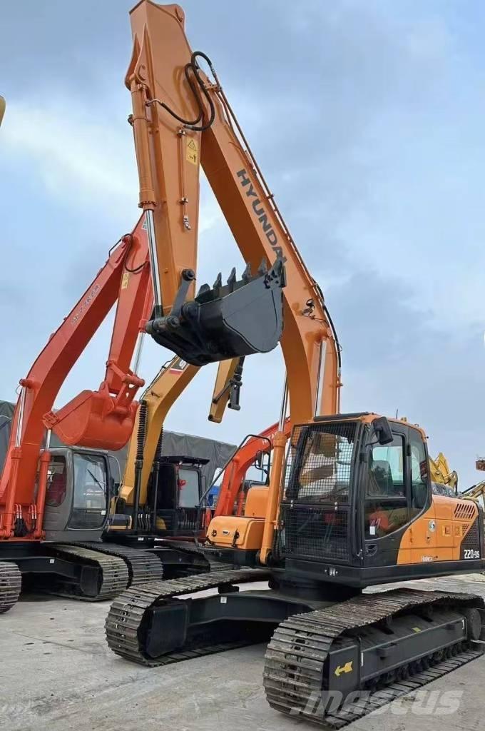 Hyundai 220-9S Gravemaskiner på larvebånd