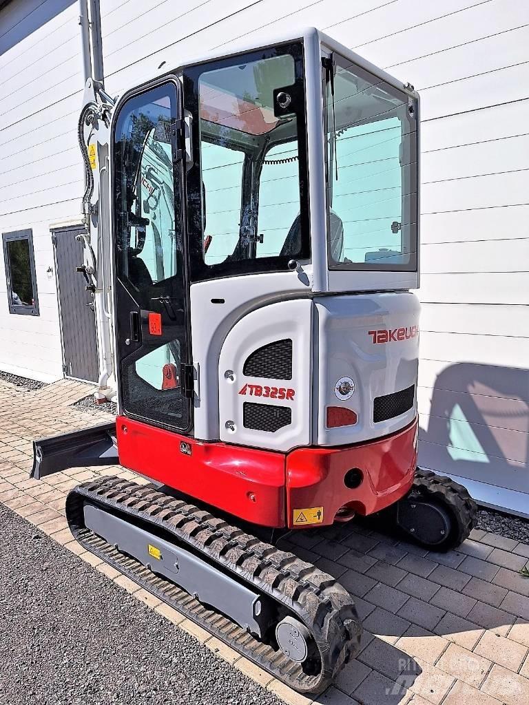 Takeuchi TB325R Minigravemaskiner