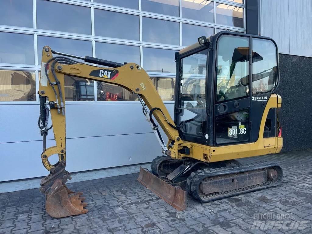 CAT 301.8C Minigravemaskiner