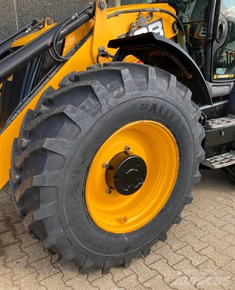 JCB 4 CX Rendegravere