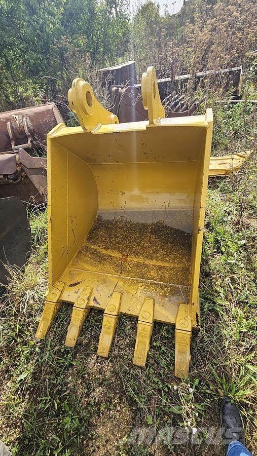 Komatsu PC200 Skovle