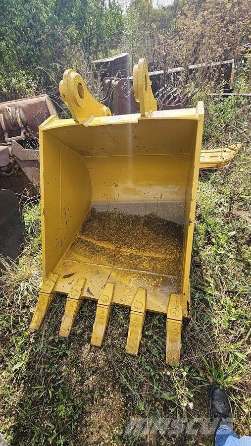 Komatsu PC200 Skovle