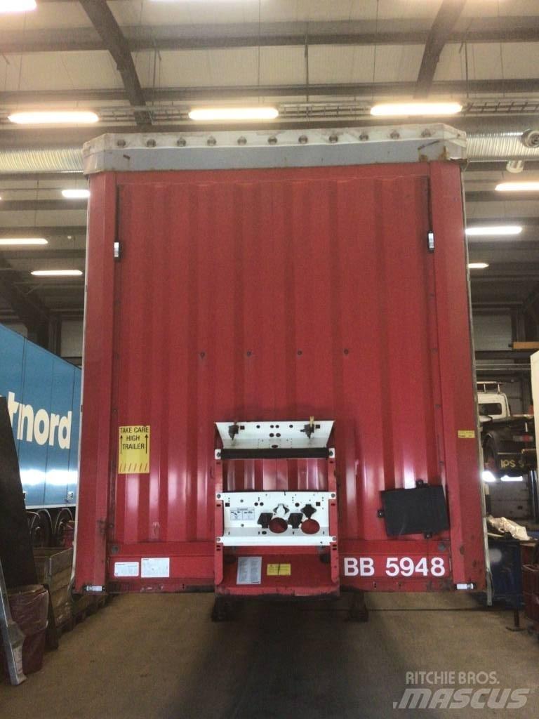 Krone GARDIN - NORDIC Semi-trailer med Gardinsider