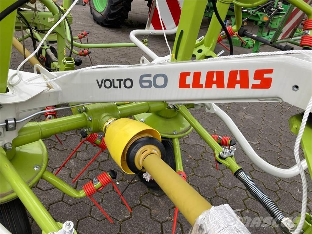 CLAAS Volto 60 River og høvendere