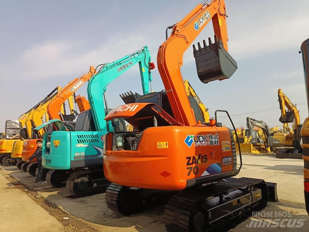 Hitachi ZX 70 Midi-gravemaskiner 7t - 12t