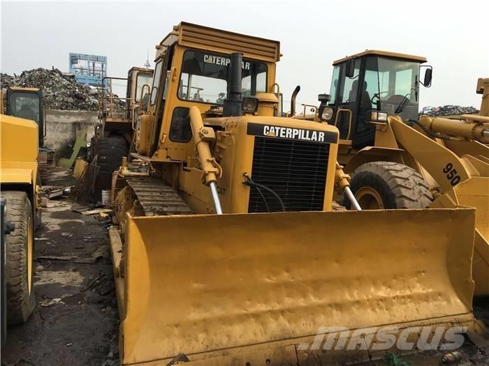 CAT D 6 D Bulldozer på larvebånd