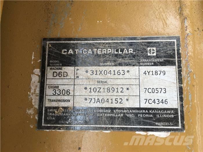 CAT D 6 D Bulldozer på larvebånd