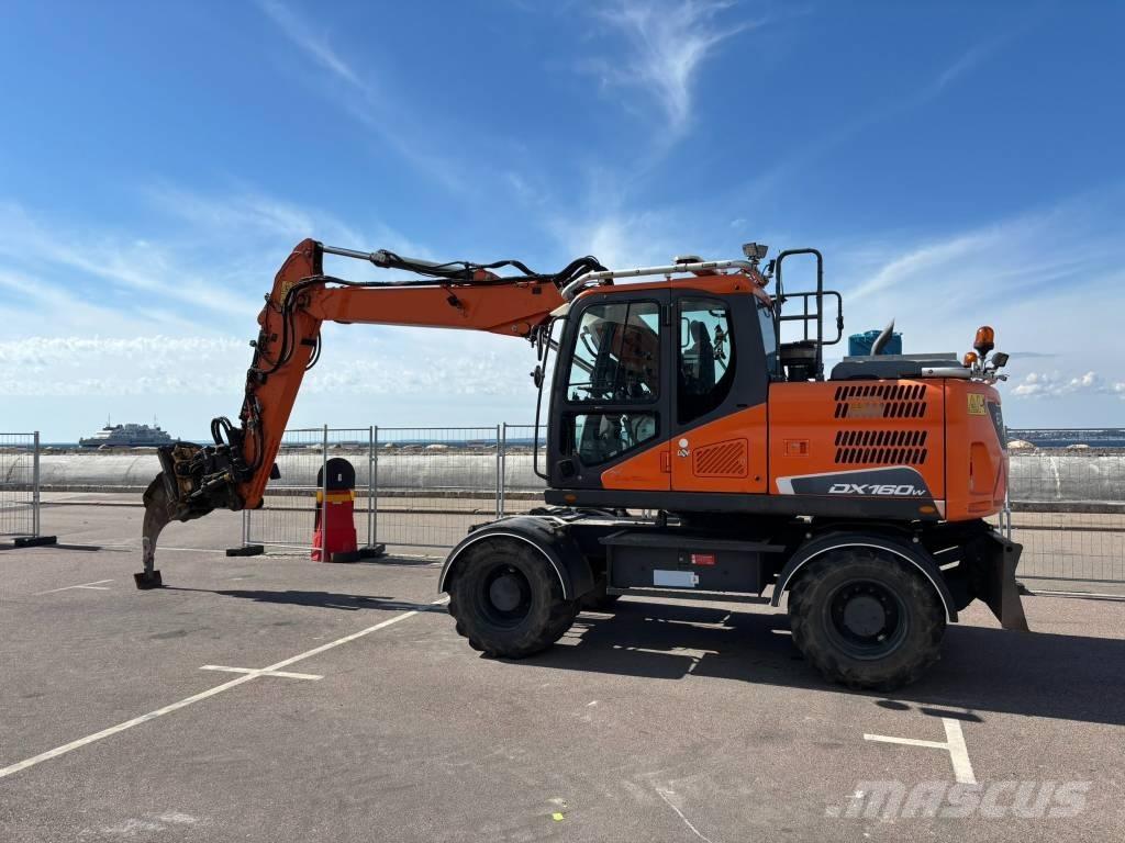 Doosan DX 160 W Gravemaskiner på hjul