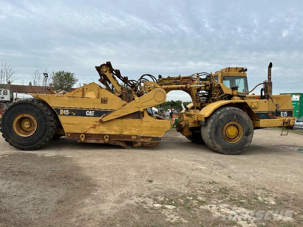 CAT 615 Skrabere
