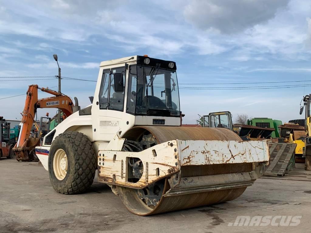 Bomag BW 213 D H-4 Enkelt tromle