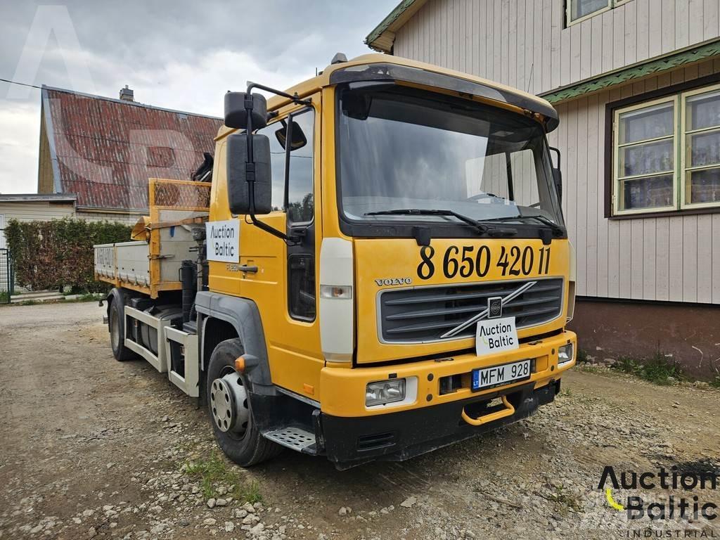 Volvo FL6 250 Lastbil med lad/Flatbed