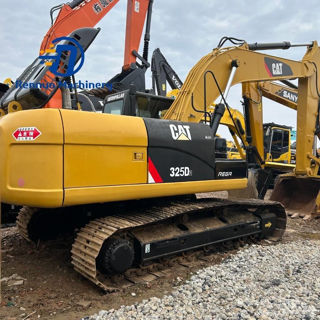 CAT 325D2 Gravemaskiner på larvebånd