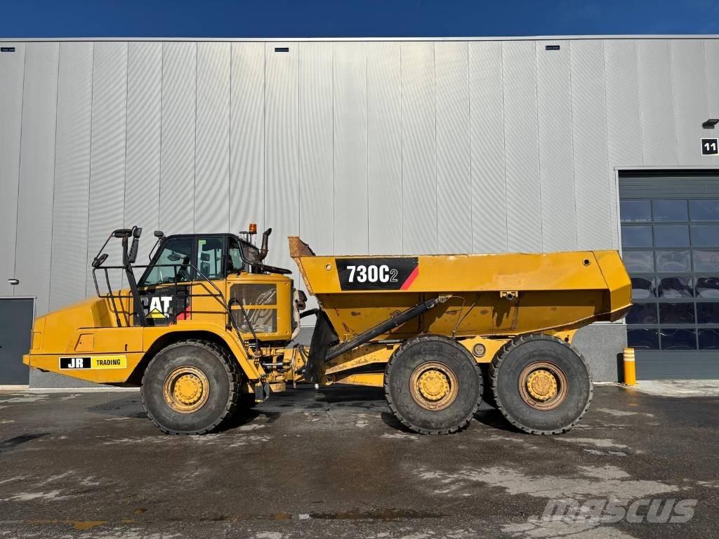 CAT 730 C2 (Tailgate) Terrængående lastbiler