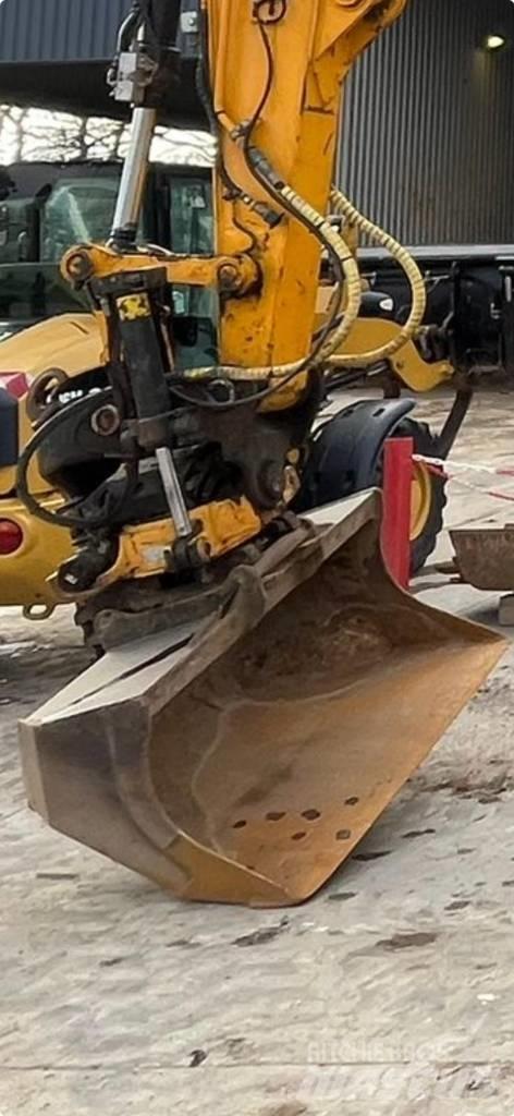 JCB JS 145 W Gravemaskiner på hjul