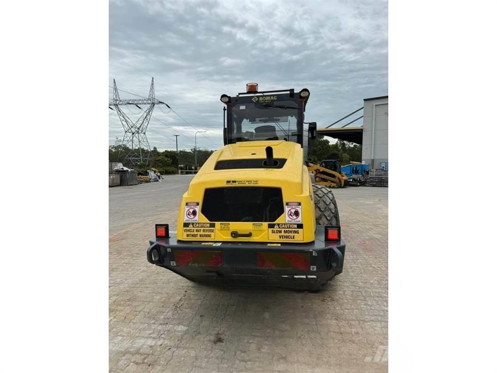 BMW 213D Enkelt tromle