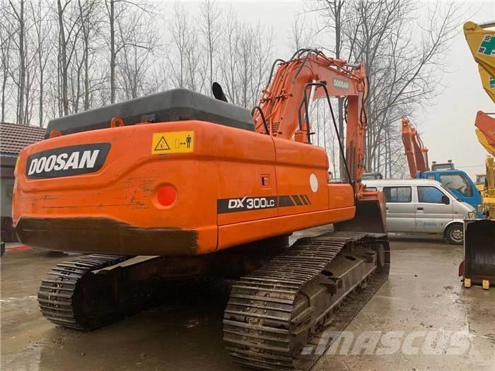 Doosan dx300 Gravemaskiner på larvebånd