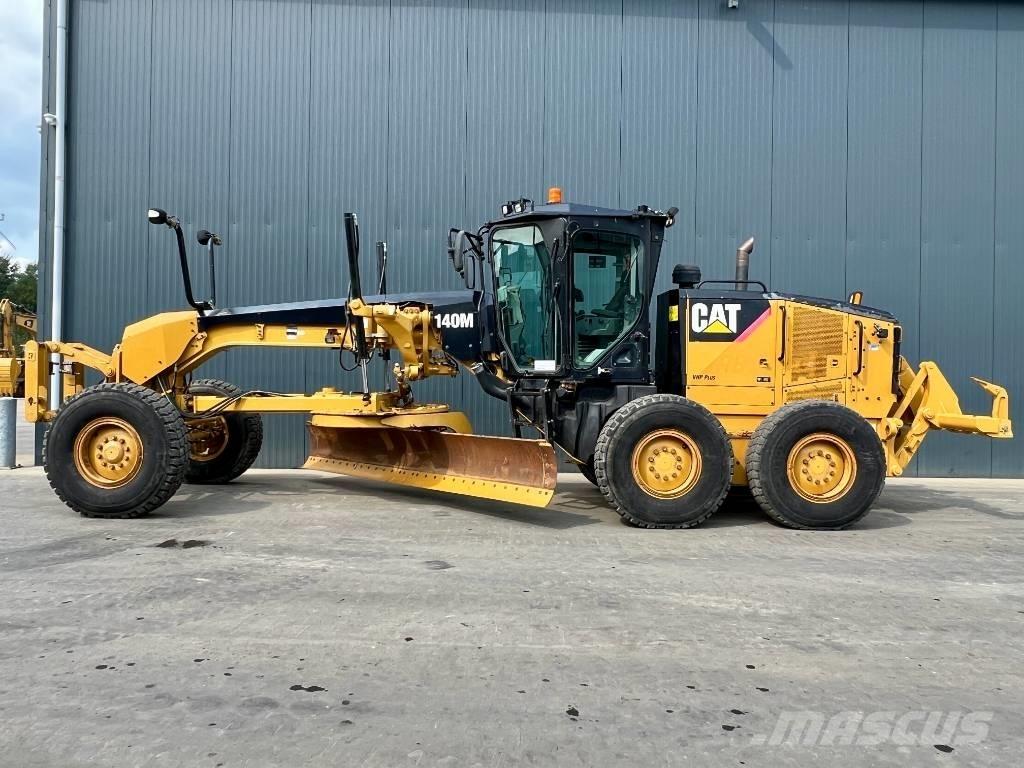 CAT 140M Vejhøvle / Gradere