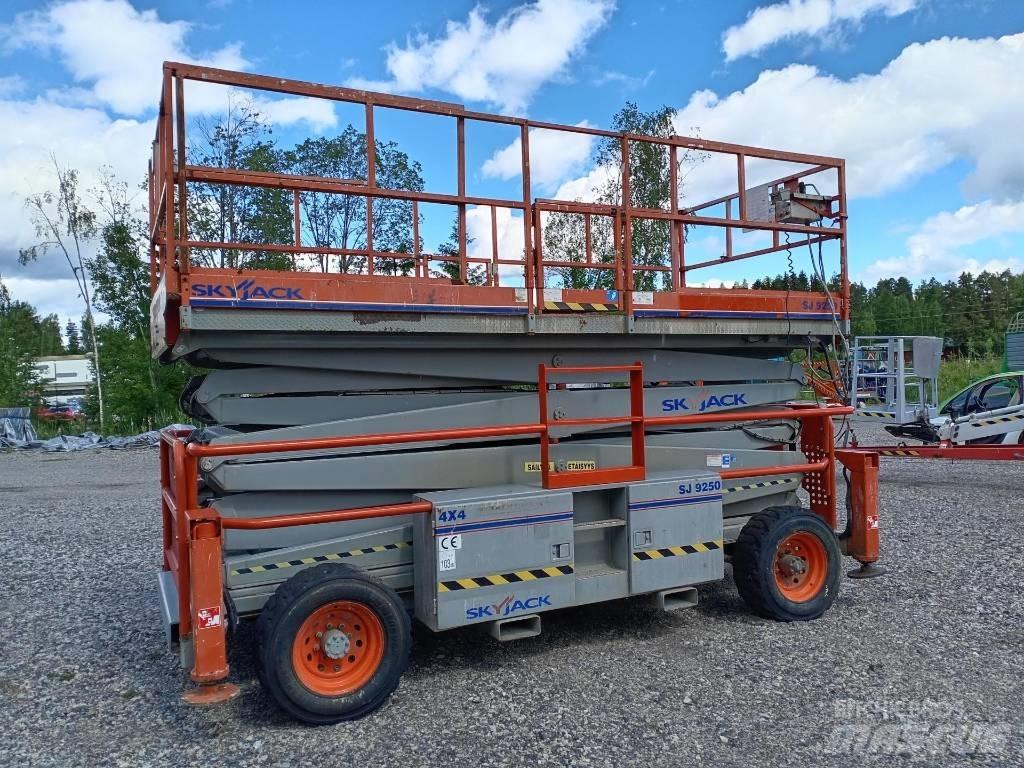 SkyJack SJ 9250 Saxlifte