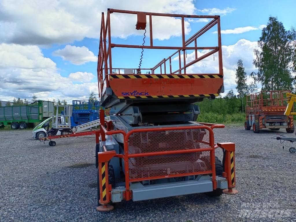 SkyJack SJ 9250 Saxlifte